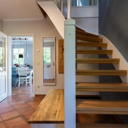 Duenenhaus Strandlang * Neuhaus (Mecklenburg-Vorpommern)